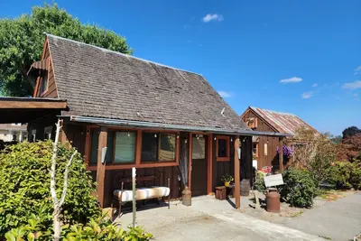 Image de Cozy Country Cottage in the heart of Skagit Valley!