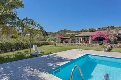 Image de Maison mitoyenne avec piscine