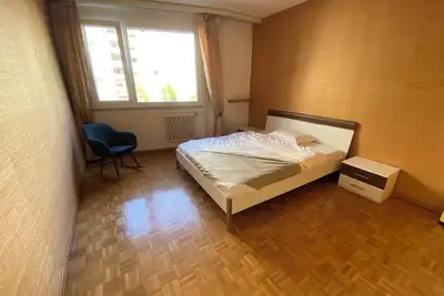 Image de Spacious Two-bedroom Apartment