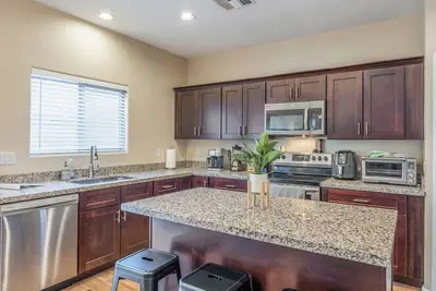 Image de Gated Quiet and Cozy North Phoenix Quality Home