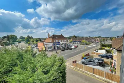 Image de Charming 2-Bed Apartment in Windsor - free parking