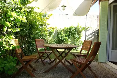 Image de La Vigneronne Des vacances paisibles en famille, animal de compagnie accepté.