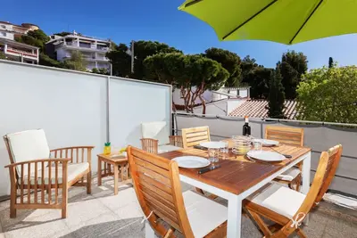 Appartement Grifeu by Interhome