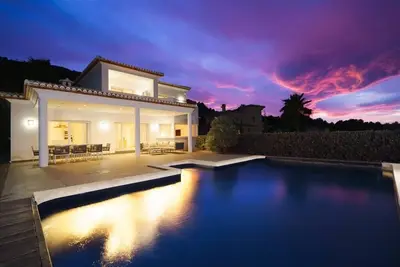 Image de Villa avec piscine privée à Javea, sur la Costa Blanca, Espagne pour 6 personnes