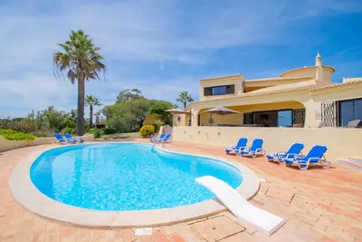 Image de Exclusive private villa with pool and panoramic views