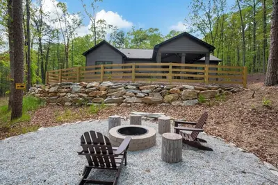 Image de Jocassee Retreat -. 5 miles from Lake Jocassee