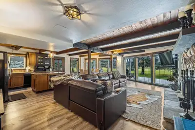 Image de Perfect Golf Course Retreat