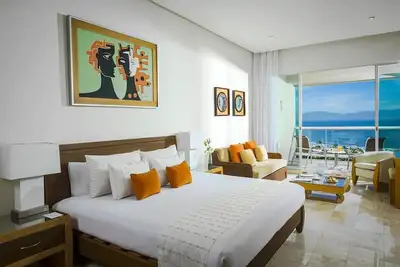 Image de Master Suite à Nuevo Vaillarta avec vue sur la plage