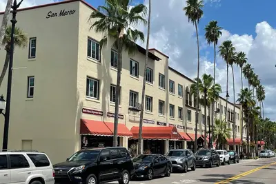 Image de Beautiful Furnished Venice Island 2br/2br Remodeled Condo In Historic District