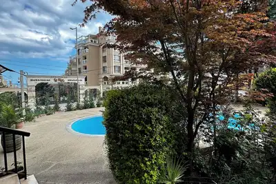 Image de 5 minutes from the beach! Family apartment suitable for families with children.
