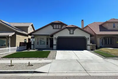 Image de Beatiful Home in Hesperia