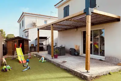 Image de Maison avec piscine, equipements enfants, animaux acceptes, proche plages/ville