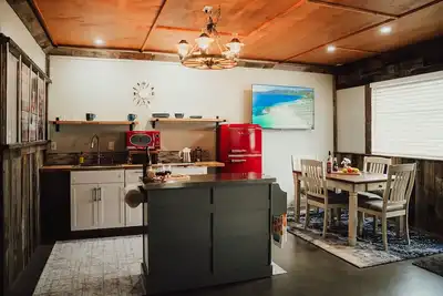 Image de Unique Stay Guest House | Cocktail & Tap-House