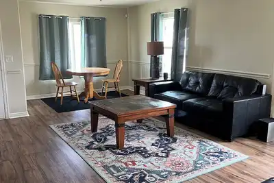 Image de Quaint high valley farmhouse close to Capital Reef Np, hiking, fishing, hunting