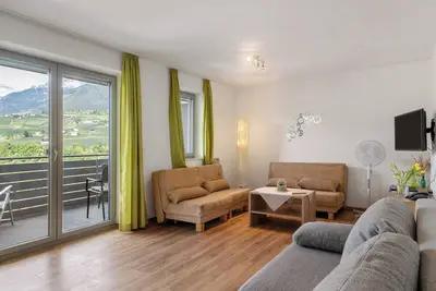 Image de Appartement \"De Luxe 1\" avec vue sur les montagnes, terrasse privée et Wi-Fi