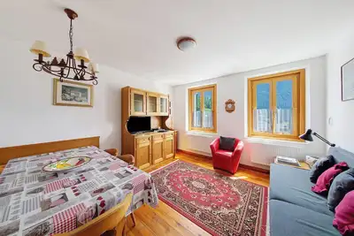 Image de Appartement 'San Lorenzo 2 à Vinigo' avec vue sur les montagnes et Wi-Fi