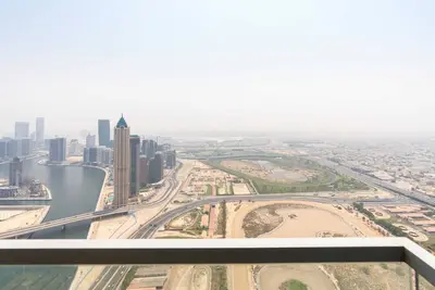 Image de Skyline Canal Views I Amna Tower