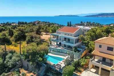 Dreamy Villa near Porto Heli ideal for a blissful stay