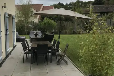 Image de Maison avec grand jardin en centre ville au cœur de la vallée de Chevreuse