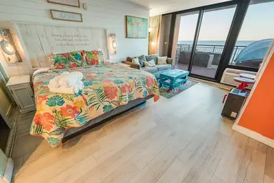 Image de Amazing Honeymoon Suite@Caravelle Resort w/Terrace