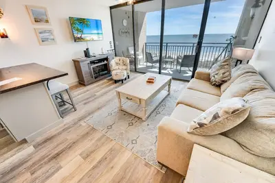 Image de Newly added - Ocean Forest Plaza Condo 8th floor!