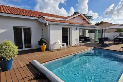 Image de Villa classe 4* O'PhildesFlo Spa et Piscine les Abatilles, 8 pers.