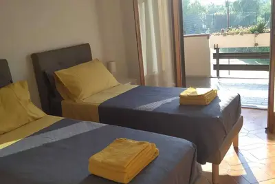 Image de Comfortable apartment, with its own covered parking space and 6 beds