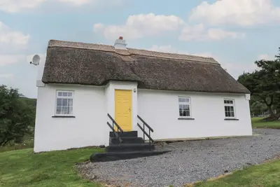 Image de Bofin, pet friendly, with open fire in Oughterard, County Galway