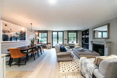 Image de Pass the Keys | Stylish Garden Home -10 min To Trains · Gorgeous Garden House|10 Min to Train