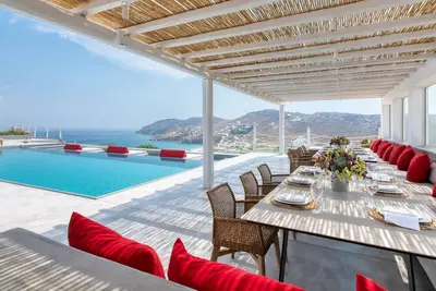 Image de Villa Ă DhriopĂs avec 20 chambres Ă coucher, 40 couchages