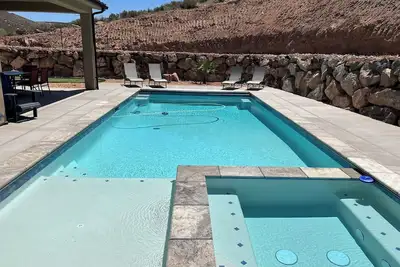 Image de Beautiful 5 bd/6 bath - Zion's Edge, Kolob Canyon, Private Pool, Hot Tub, Views!