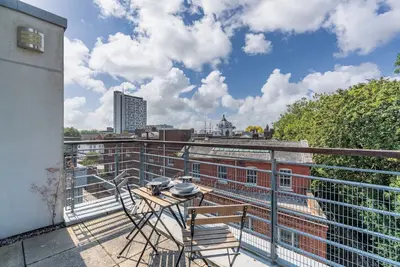 Modern Flat with Balcony view and Free car parking