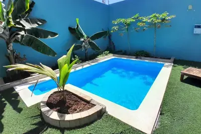Image de Family-sized house with pool and 5 minutes from the beach.