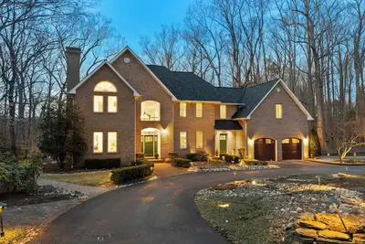 Image de Annapolis Coastal Dreamcation - Hot Tub, Private Dock & Close to Everything!