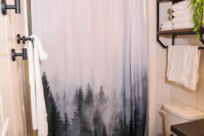 Image de The Bellefonte Campground presents: Tiny Home | 1 Bedroom with Hot Tub