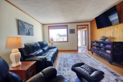 Image de Quiet home in historic town, close to many attractions in Southwest Montana.