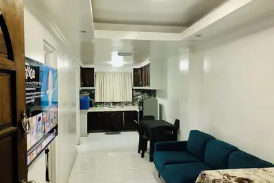 Image de Near Burnham Cozy Home W/ Roof top Panoramic City View.