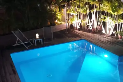 Bungalow Brocéliande-piscine- à côté d une plage