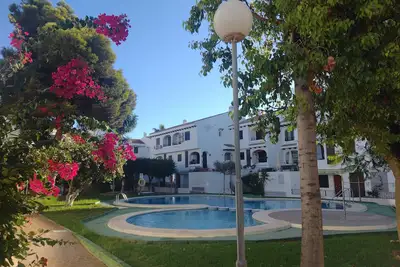 Image de Cozy 2 bedroom apartment in a gated community with 2 pools close to the beach