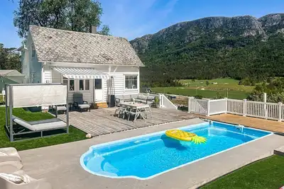 Image de Belle maison de 3 chambres à Vikebygd