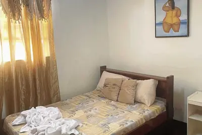 Image de Symes Zee - Bar, Resturant, Rooftop Views.