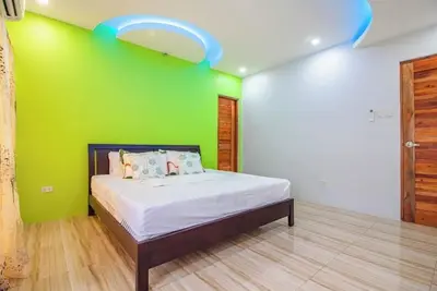Image de Modern Hot Spring Private Resort in Pansol/Los Banos Laguna, Philippines.