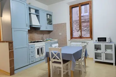 Image de Casa Sulle Mura Medioevali. Comodissimo no Scale. Servizi Raggiungibili a Piedi
