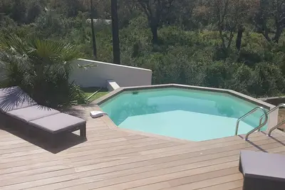 Image de Appartement en Rdc de villa avec piscine privé au calme