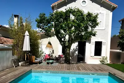 Image de Villa familiale 8 couchages clim. piscine & plage à pied Pointe Rouge, Marseille