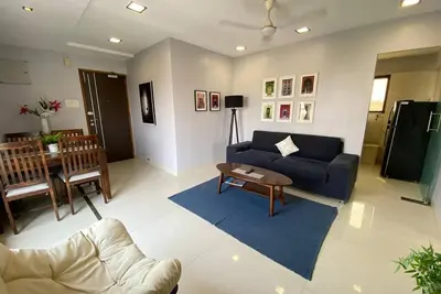 Image de 2 Bhk Condo Balcony Sea View Bandra