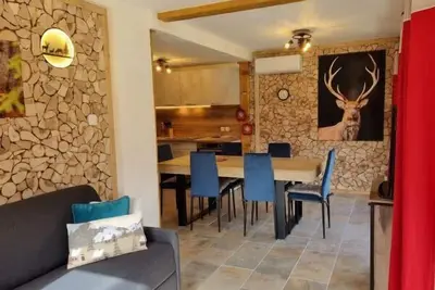 Image de Estatico 2 - Appartement dans chalet 70 m2 Rez de jardin avec 2 chambres