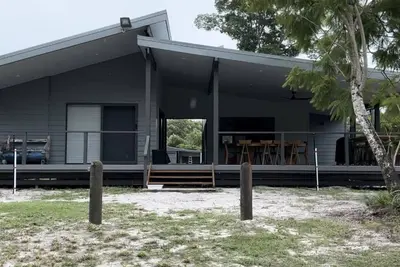 Image de Bulwer Breezes - Beautiful new beach house, perfect  for a family vacation