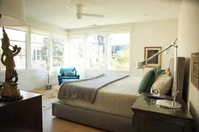 Image de Stunning Renovated Penthouse in Heart of Pacific Heights Unit 301