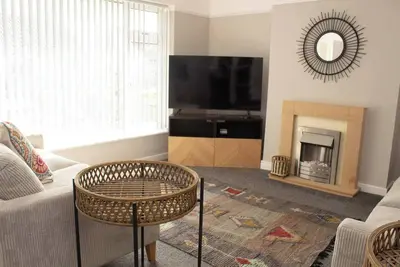 Image de Cosy 3Bed Bungalow in West Kirby, Free Parking